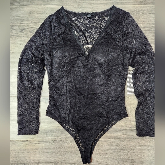 Haute Monde Tops - Haute Monde Bodysuit Top